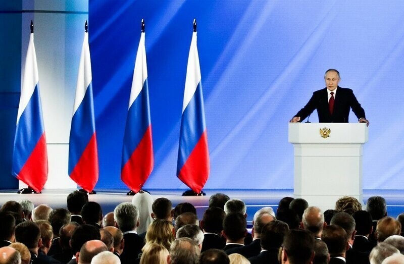 Путин выступил перед ФС с вопросами здравоохранения