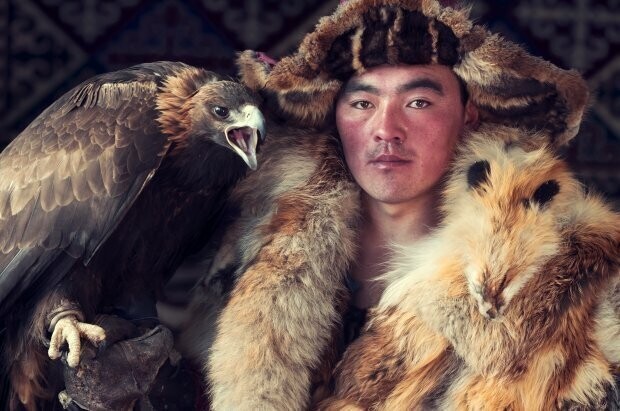 Охотник из казахского племени, Монголия