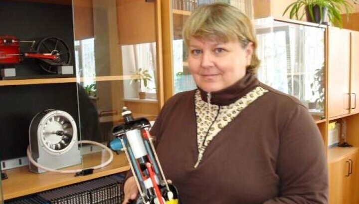 Ирина Лукьянова преподаёт в 113-й школе на юго-востоке Москвы в Коньково физику