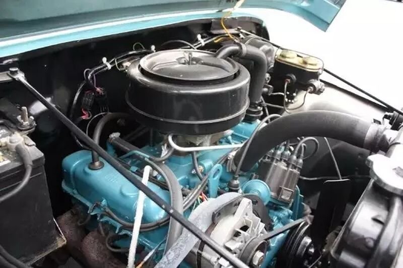 Куда более интересным является двигатель Dauntless 225, предлагавшийся в виде опции.