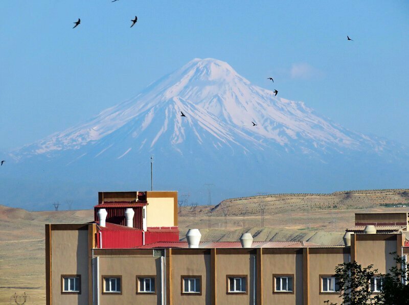 Арарат. В поисках Ноева ковчега