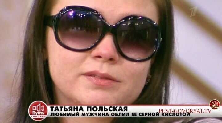 На фото Татьяна на одном из выпусков передачи "Пусть говорят".