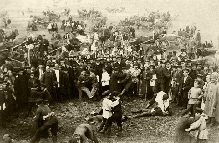 Кулачный бой, Праздник Троицы вблизи Царёва Городища, 1900-е.