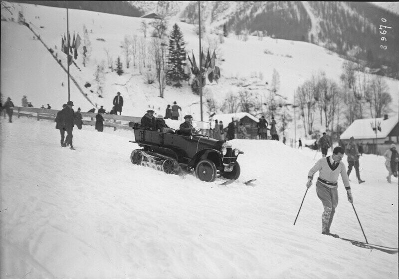 Первые зимние Олимпийские игры были проведены во французских Альпах в 1924 году