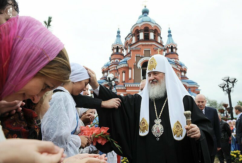 Патриарх Кирилл предложил сделать аборты платными, чтобы увеличить население