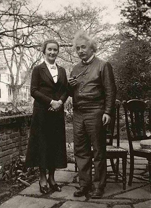 Альберт Эйнштейн со своей любовницей Маргаритой Конёнковой (советской шпионкой), 1940-е