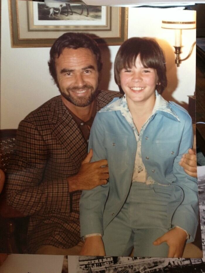 "В 1979-ом я встретил актера Берта Рейнольдса в театре его имени. Моя тетя тогда играла в мюзикле. Прекрасное воспоминание из детства"