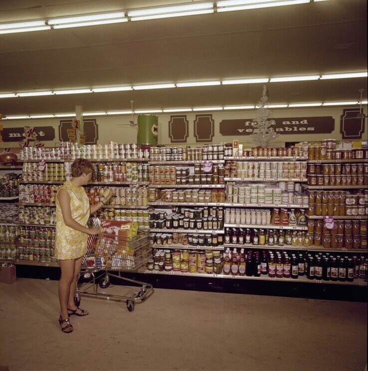 Февраль 1970 года. Австралия. Супермаркет Woolworths.