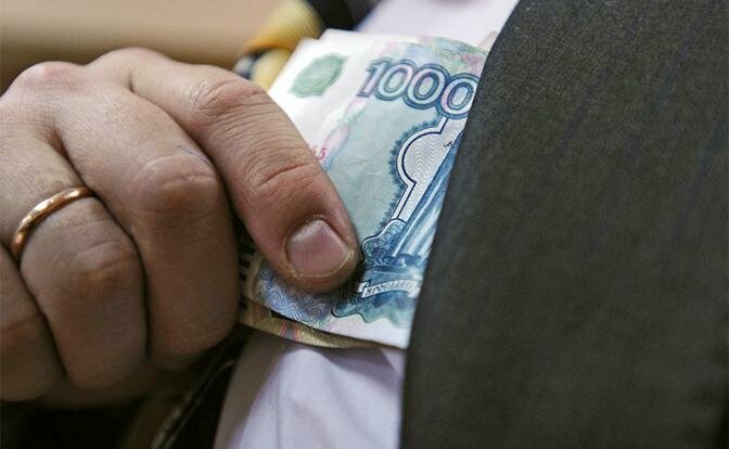 Кошмар для чиновников: Киев хочет урезать зарплаты министрам до 3−5 средних по стране