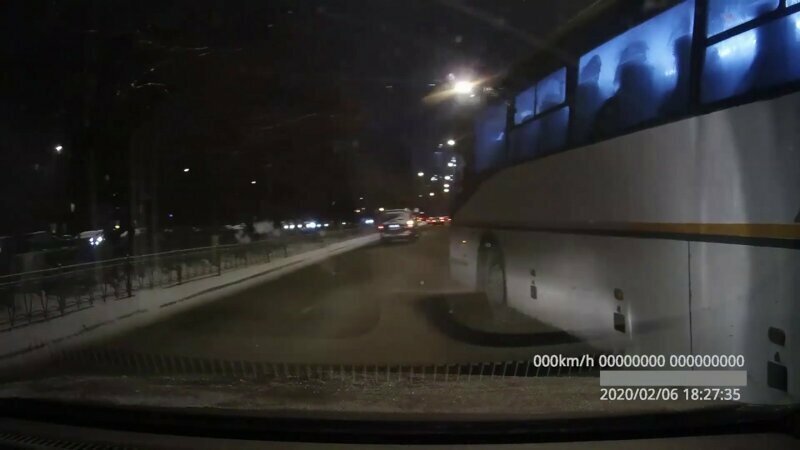 Город Королёв. Водитель 392 маршрута  едва не устроил ДТП 