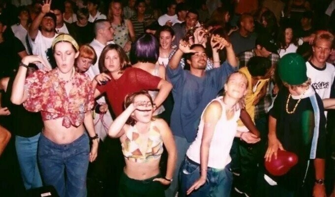 Уличные дискотеки 90-х