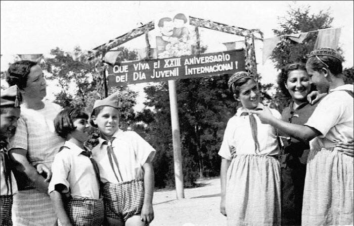 Испанские дети в одесском санатории им. Октябрьской революции. 1937