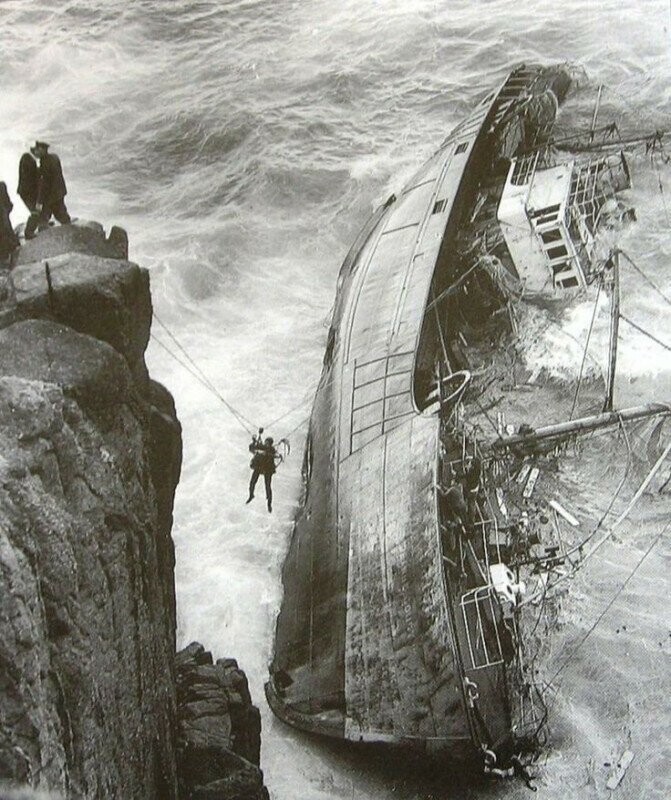 Спасение моряка с французского траулера «Жанна Гуги», 1962