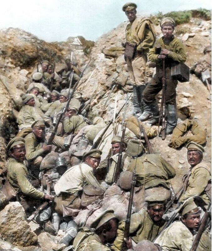 Русские солдаты во время Брусиловского прорыва. Первая мировая, 1916
