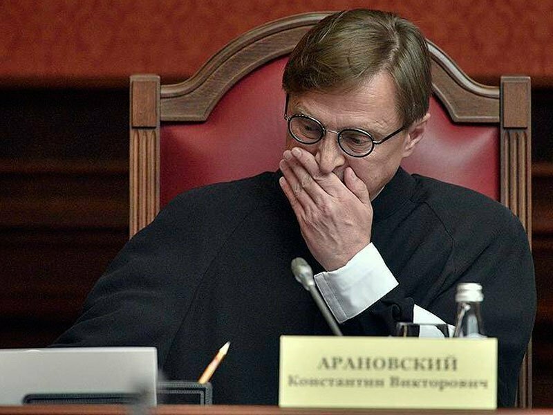 Судья КС призвал не считать Россию правопреемницей СССР