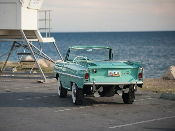 Погнали (в смысле поплыли)! Amphicar 770