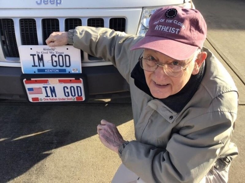 Департамент транспорта Кентукки заплатит автомобилисту $150.000 за отказ выдать номерные знаки «Я Бог»