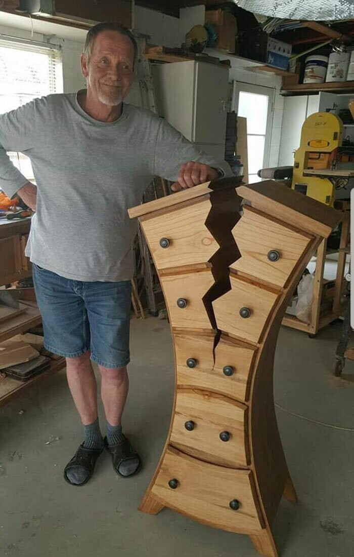 Новозеландский плотник делает мебель из сказки
