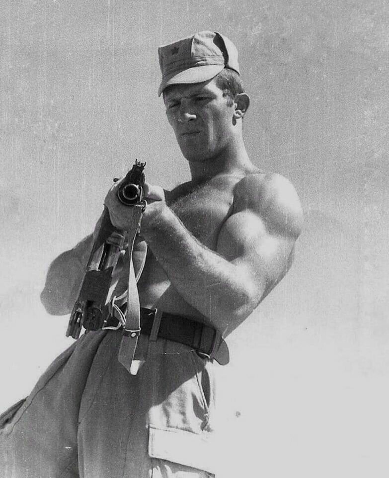 Один из бойцов советского спецназа в Афганистане, 1984 год.