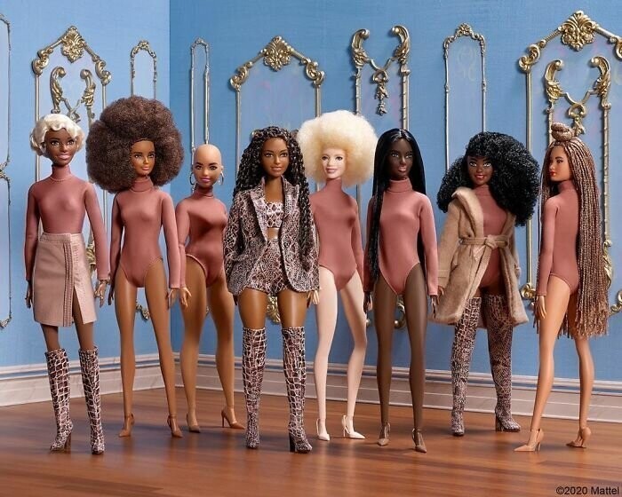 Девочкам предложат новых Барби с разными оттенками кожи