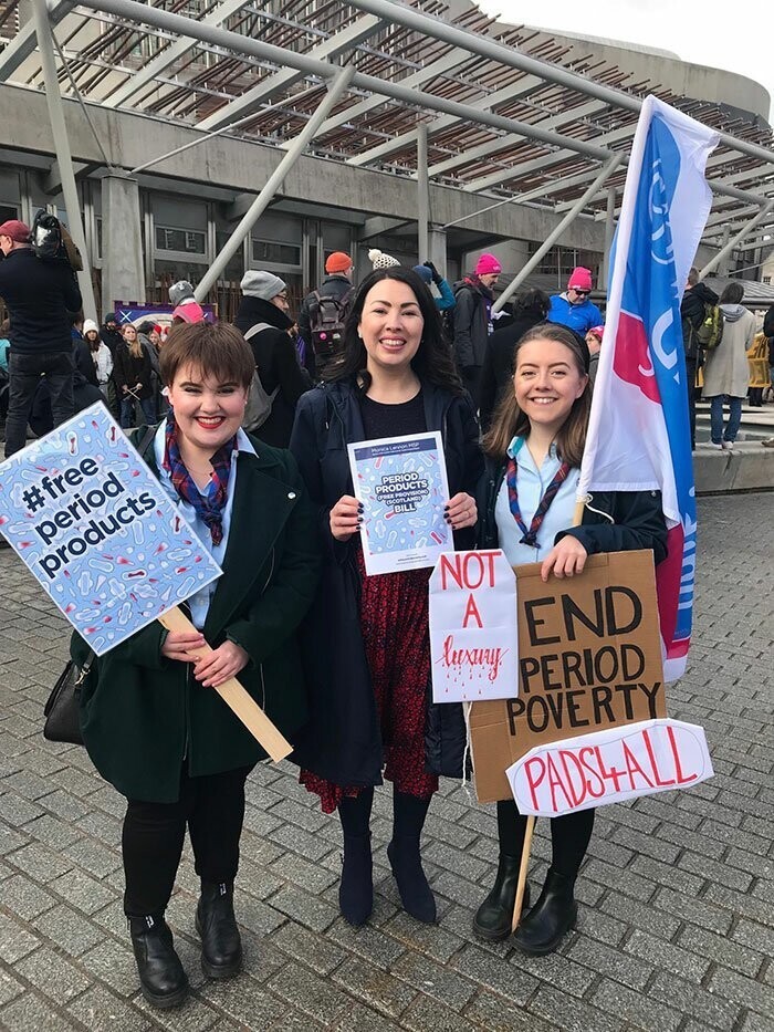 Шотландия станет первой страной, которая обеспечит женщин бесплатными средствами гигиены