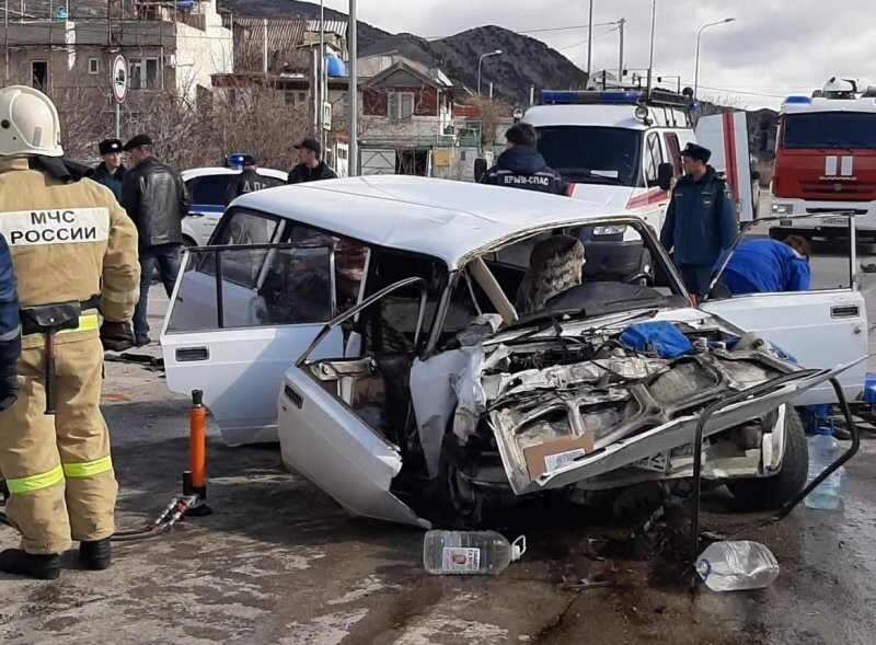 Авария дня. Смертельное ДТП произошло в Судаке