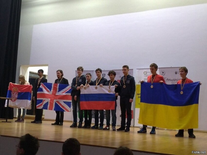 Российская сборная завоевала пять медалей на олимпиаде по математике