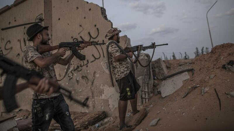 Боевики Саррадажа используют мирное население в качестве живого щита