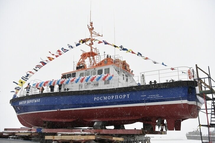 На Онежском ССЗ спущен на воду рабочий катер проекта ST23WIM-H С «Виктор Воротыло»