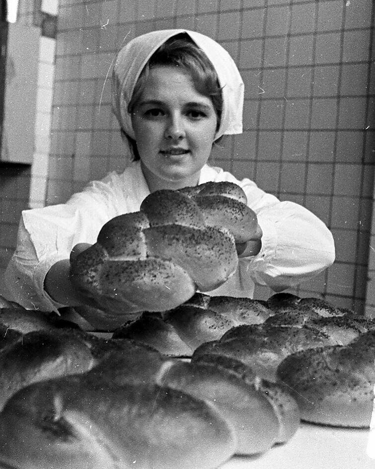 Комбинат хлебобулочных и кондитерских изделий № 3, 10 июля 1974 года, г. Москва