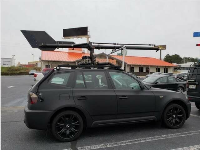Заметил вот такую штукенцию на BMW в районе Мейкон (Джорджия). Зачем она нужна?