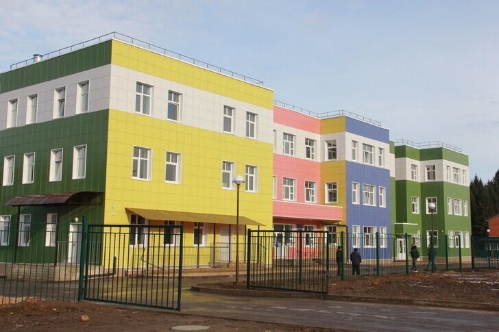 Новый детский сад в подмосковном Наро-Фоминска принял первых воспитанников