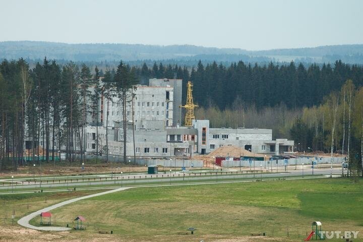 В городе Островец белорусы строят новую АЭС