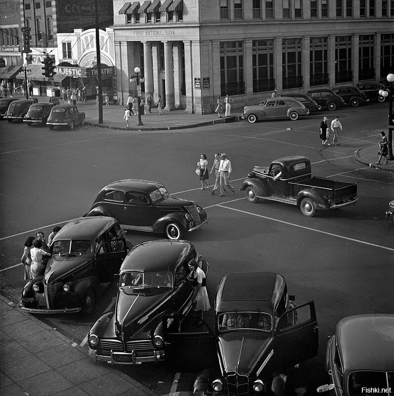 Город Флоренс, штат Алабама, в субботний день - Июнь 1942 года