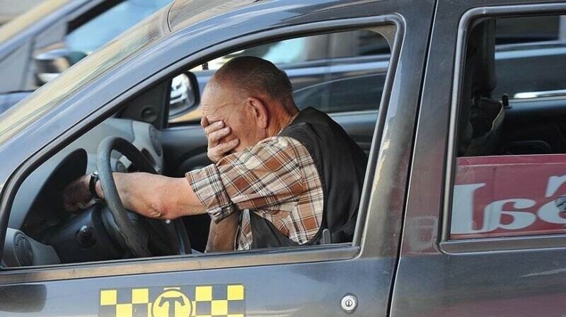Водила Яндекс-такси залил перцем трёхлетнего ребёнка