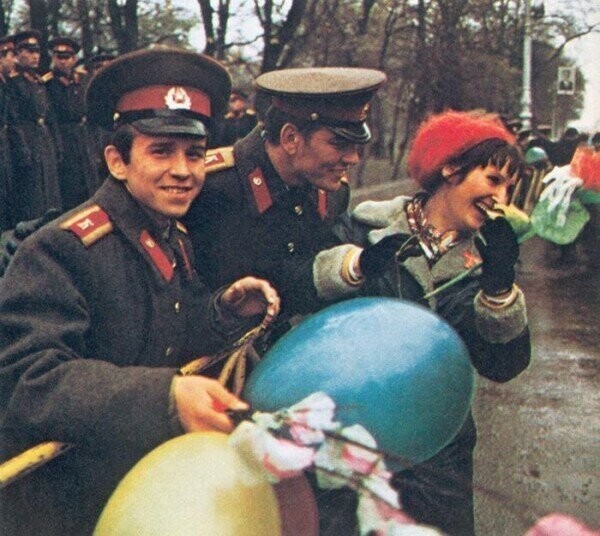 Фотографии былых времён СССР с 1966 по 1975 годы