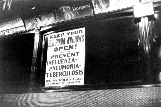 "Держите окна спальни открытыми для профилактики инфлюэнцы, пневмонии и туберкулеза!" - гласили плакаты Антитуберкулезной лиги, развешанные в автобусах