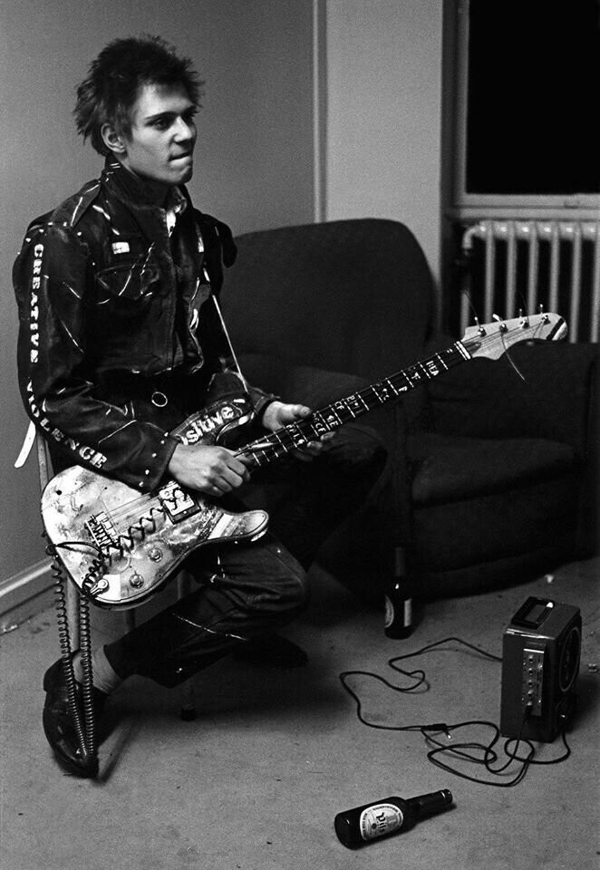 Пол Симонон (The Clash) 1976