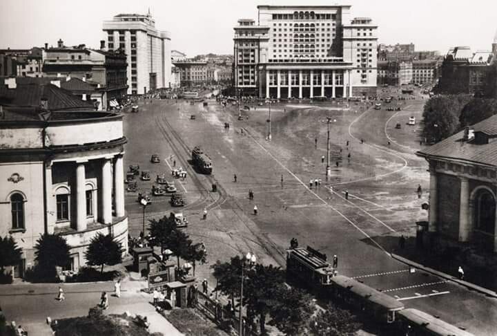 Манежная площадь, 1930-е Фото Наума Грановского