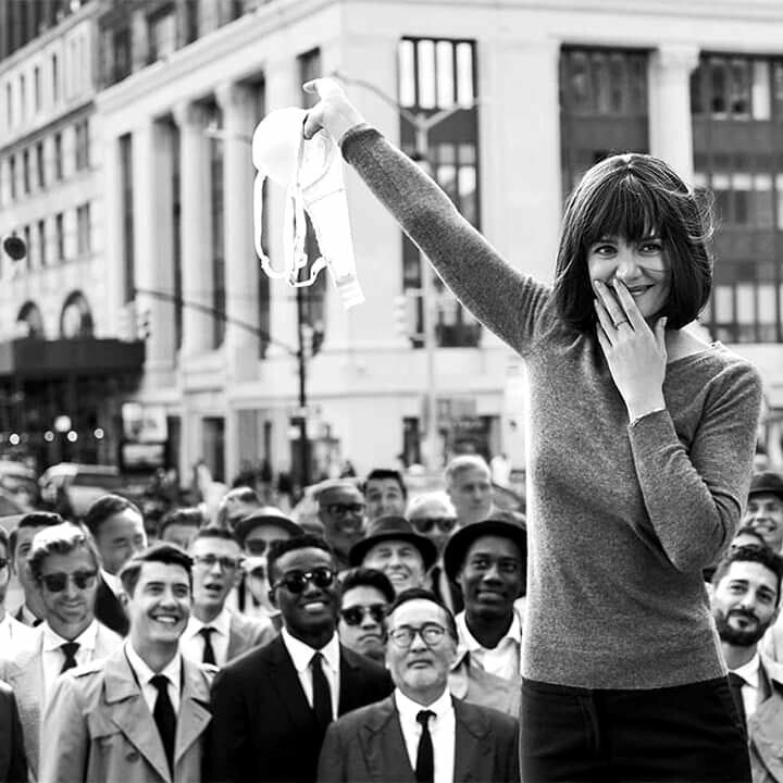 Женщины протестуют против ношения бюстгальтеров. Август 1969 года. Сан-Франциско, штат Калифорния, США.