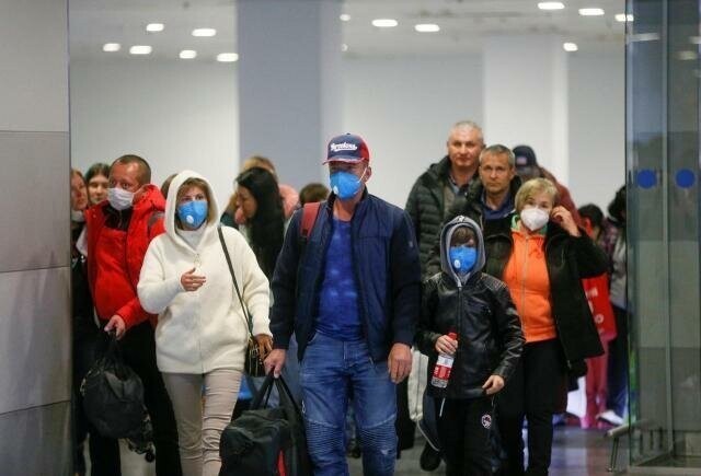 Украинец заявил, что из Борисполя отпустили десятки больных людей, вернувшихся из Италии