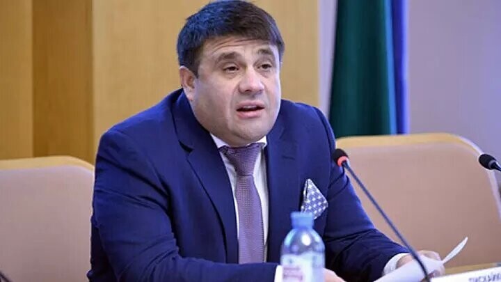 Российский депутат-миллионер призвал дать богачам охрану из-за обвала рубля