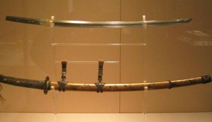 10. 13 век, меч катана эпохи Камакуры — 418 000 долларов