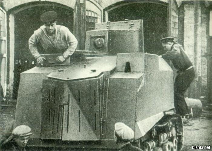 Летом 1941 года осажденная Одесса остро нуждалась в бронетехнике