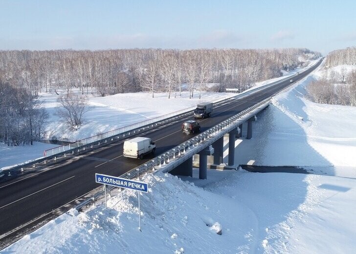 В Алтайском крае отремонтировали мост через Большую Речку
