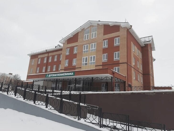 В Башкирии открыли новый четырёхэтажный корпус детской поликлиники