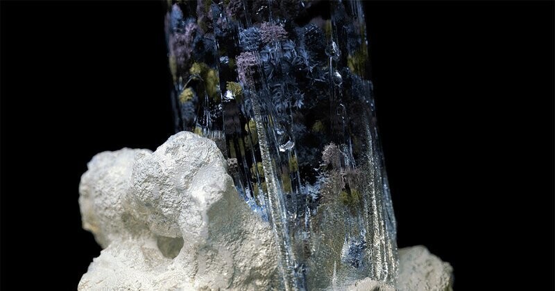 Завораживающее видео, посвященное кристаллизации минералов