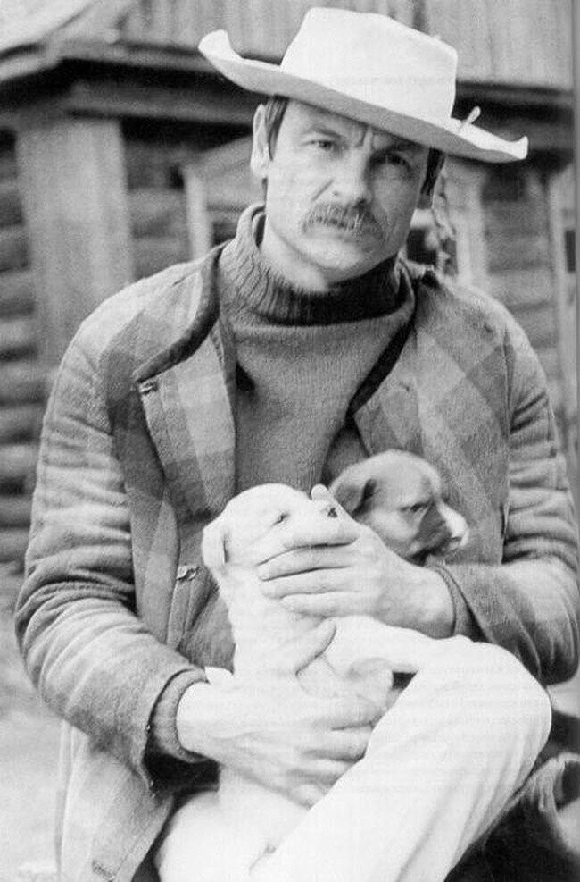 12. Андрей Тарковский во время съемок фильма «Зеркало», 1975 год.