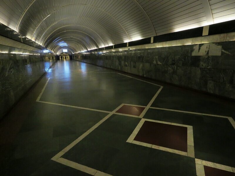 Баку. Часть 6: Бакинский метрополитен