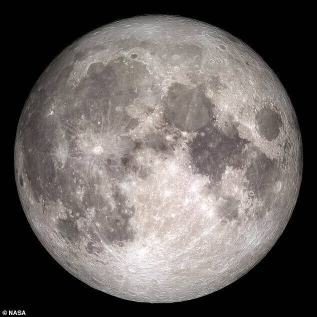 Россия впервые за 45 лет отправит космический аппарат на Луну